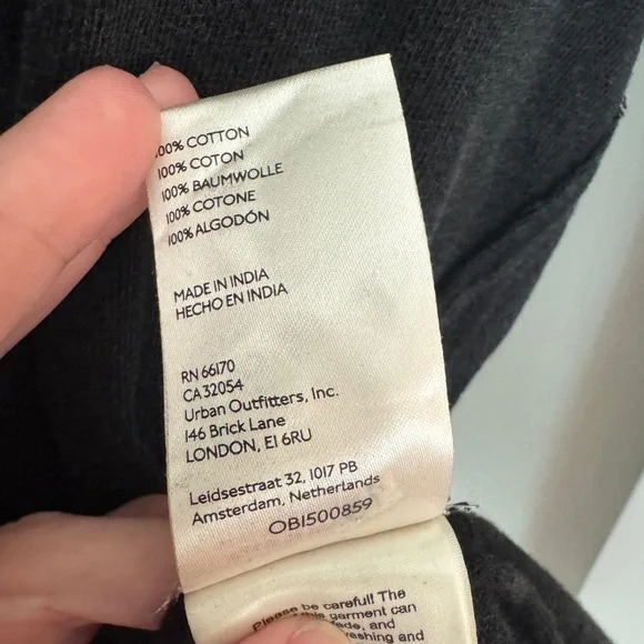 Free People XS Cutout Tee Black Short Sleeve Distressed Boxy Top We The Free - Picture 7 of 7